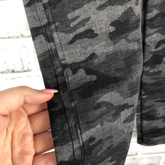 Spanx Look at Me Now Leggings Heather Camo S NEW - Picture 7 of 11